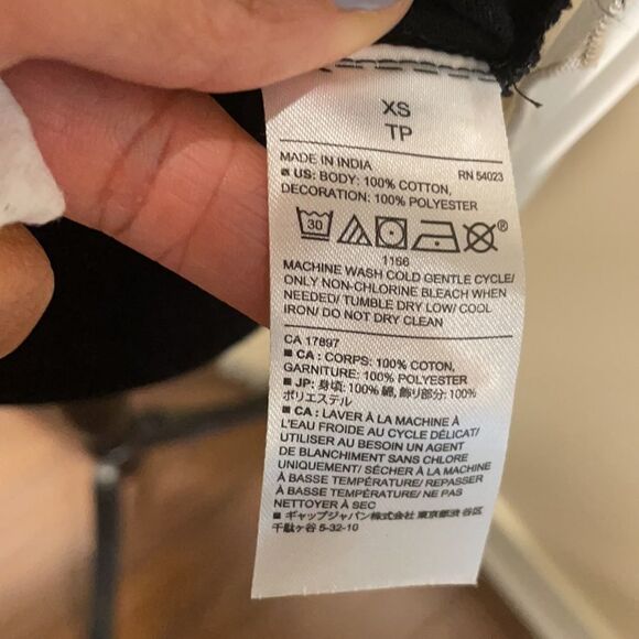 Banana Republic | Pleat Hem Top - Picture 6 of 12